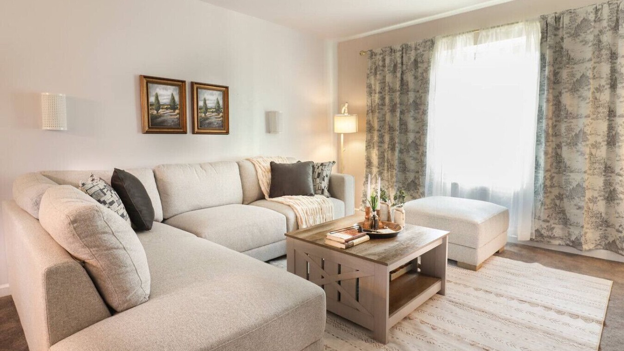Photo of Livingroom in Ann Arbor