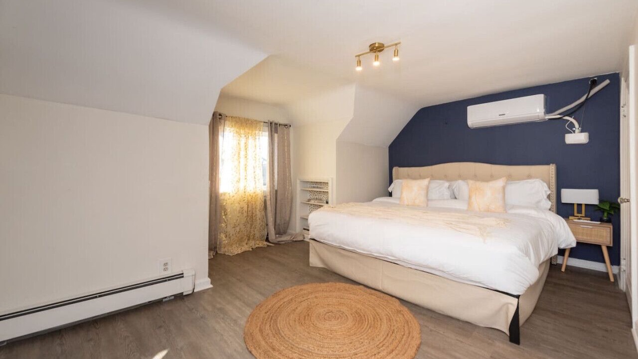 Photo of Bedroom in Ann Arbor