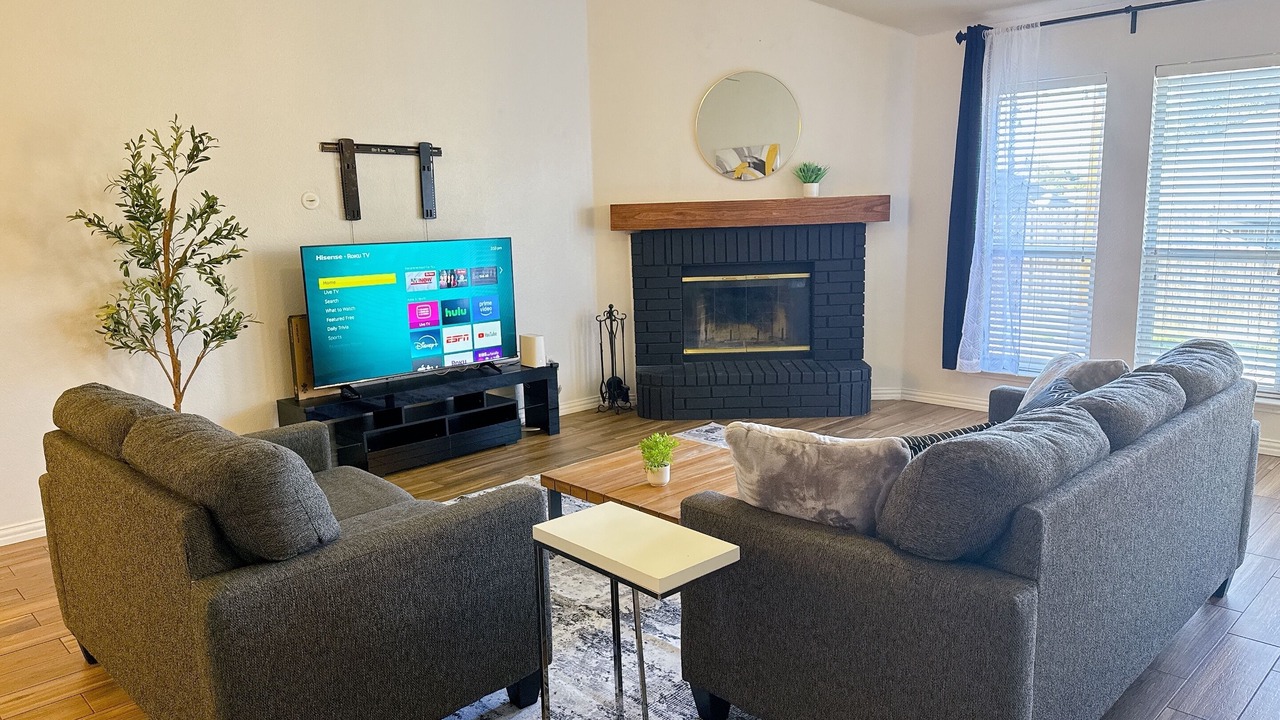 Photo of Livingroom in South Arlington