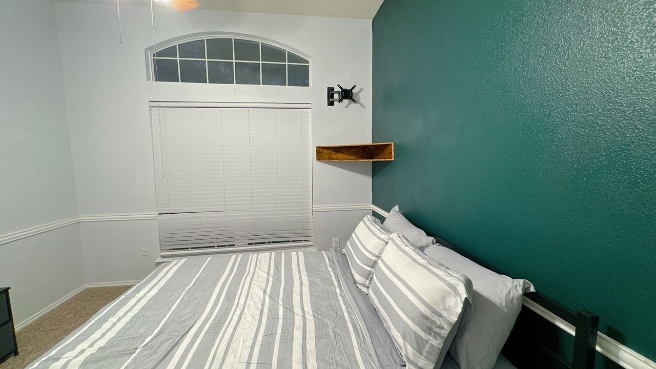 Photo of Bedroom in South Arlington