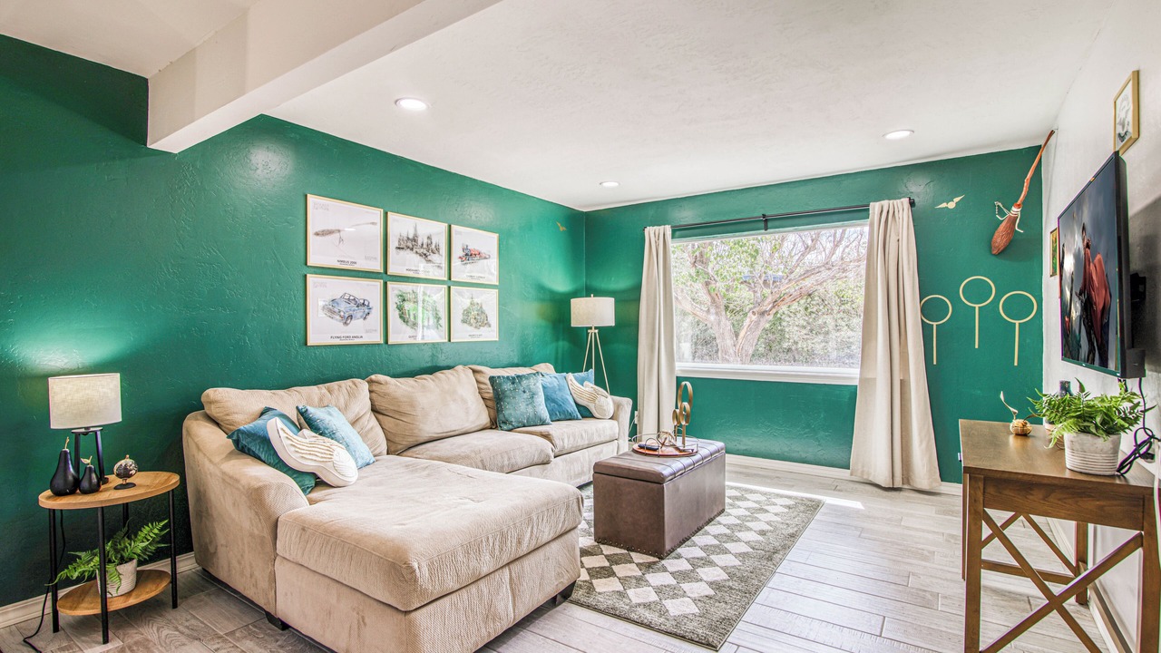 Photo of Livingroom in Biggs Field