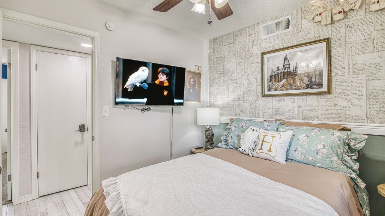 Photo of Bedroom in Biggs Field