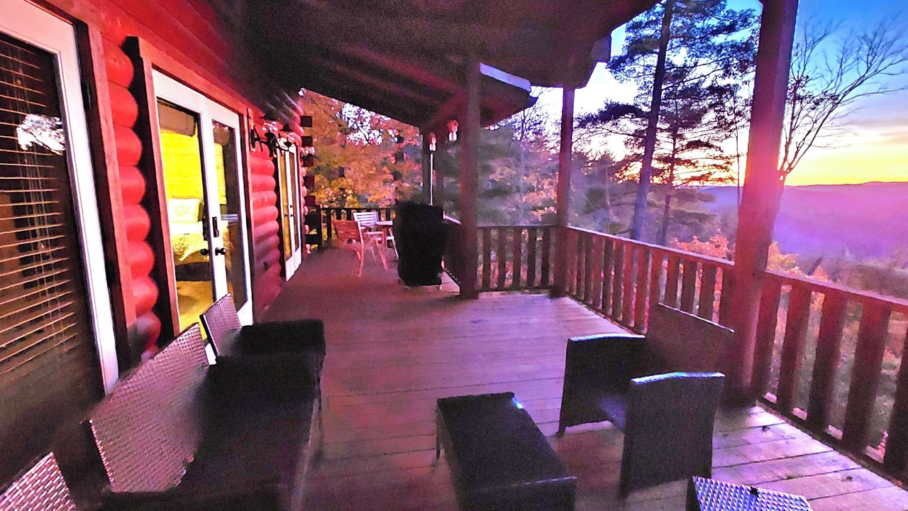 Photo of Patio Balcony in Hidden Lake