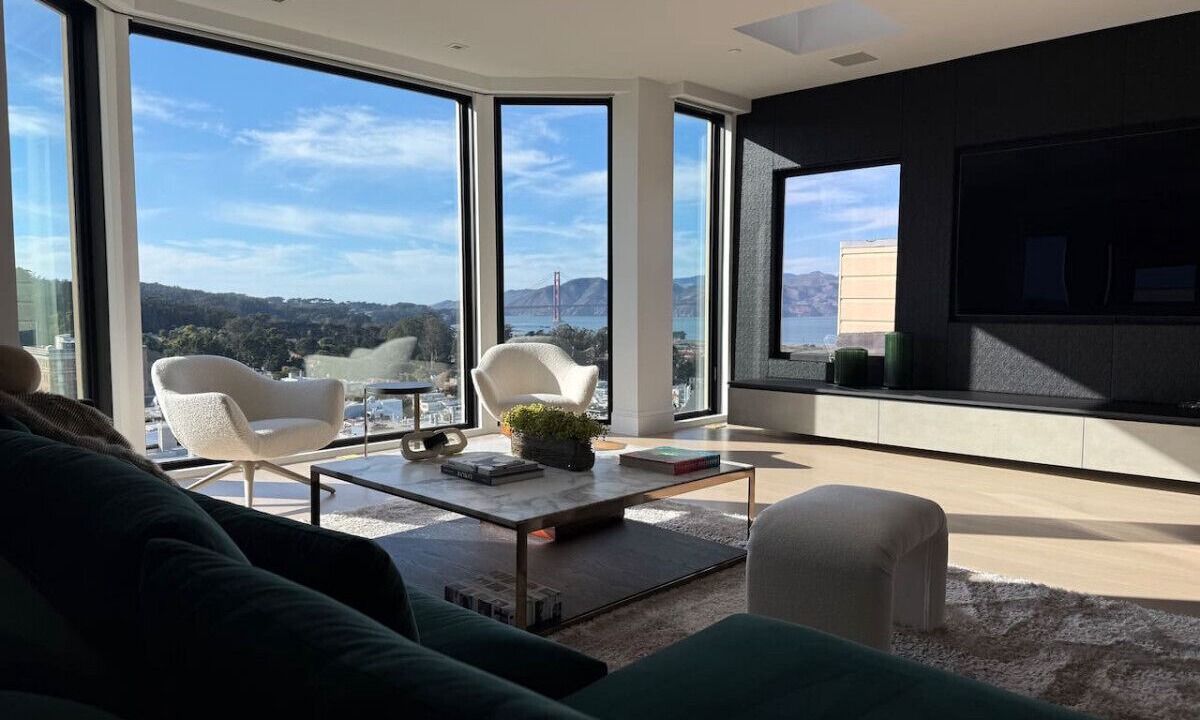 Photo of Livingroom in Pacific Heights
