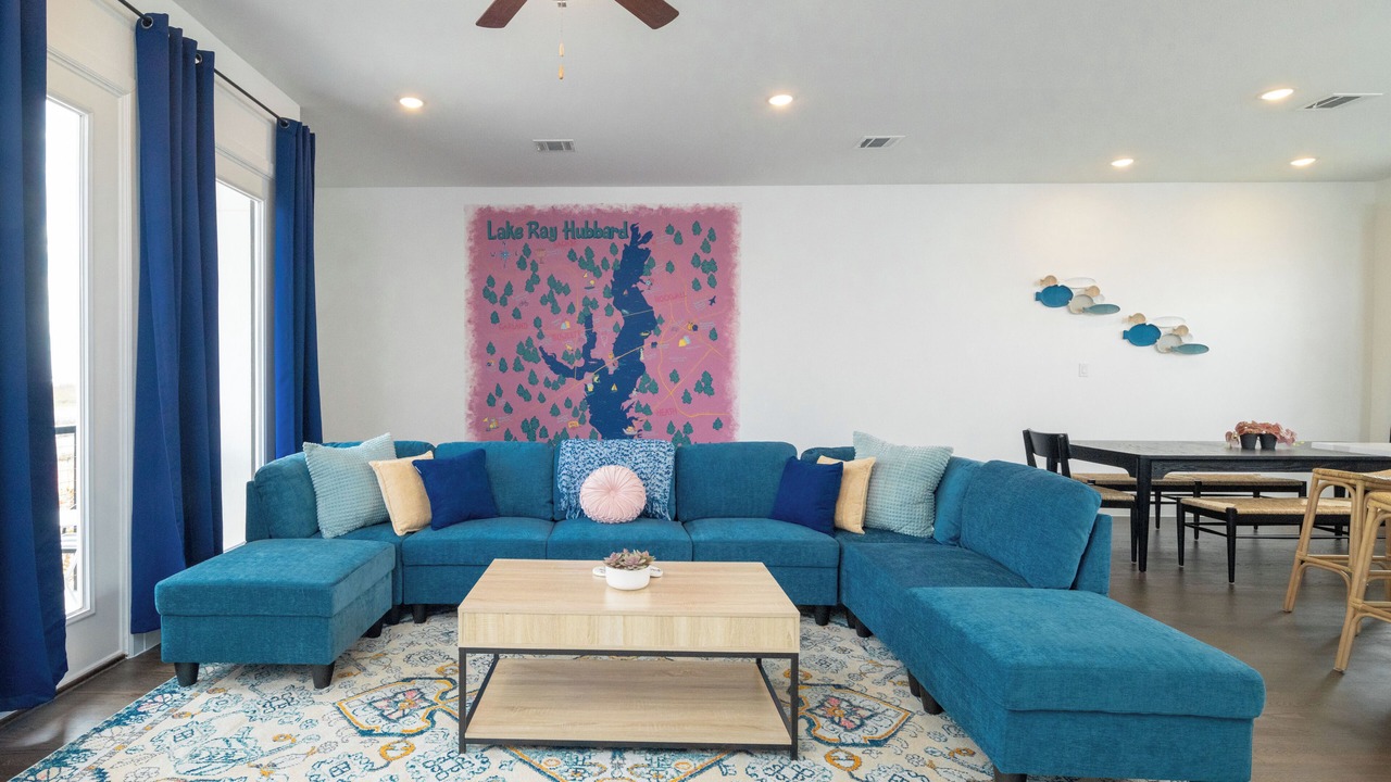 Photo of Livingroom in Rowlett