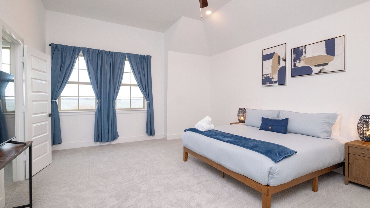 Photo of Bedroom in Rowlett