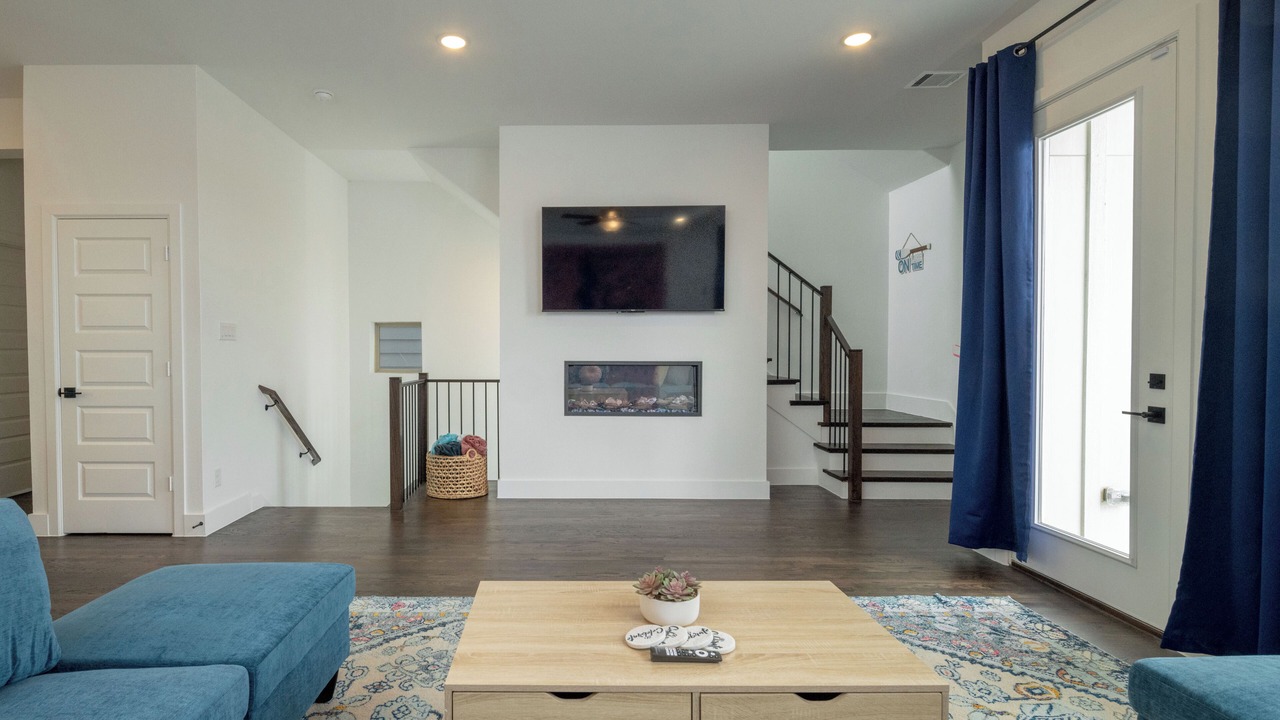 Photo of Livingroom in Rowlett