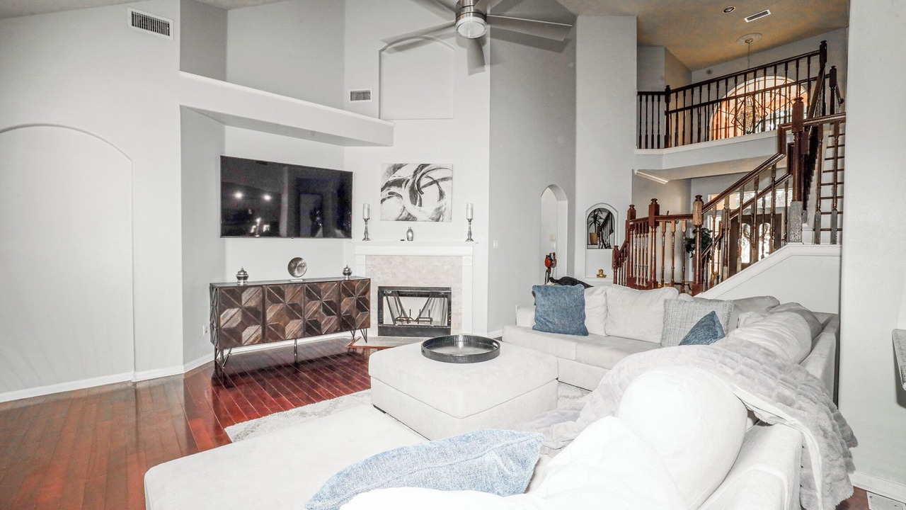 Photo of Livingroom in Sugar Land
