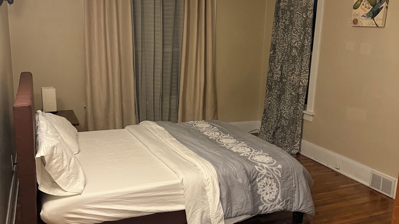 Photo of Bedroom in North Buffalo