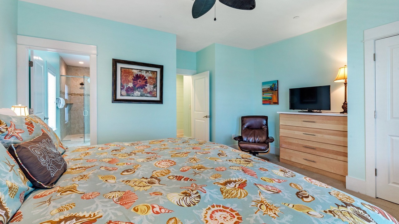 Photo of Bedroom in Gulf Shores