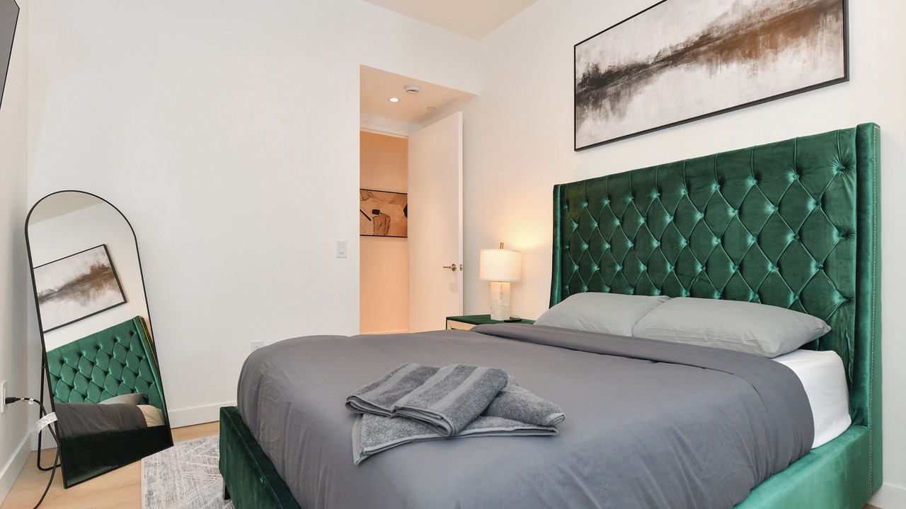 Photo of Bedroom in Financial District