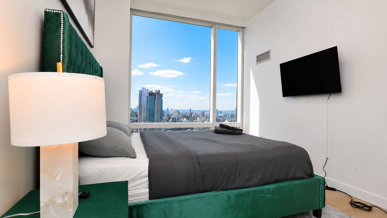 Photo of Bedroom in Financial District