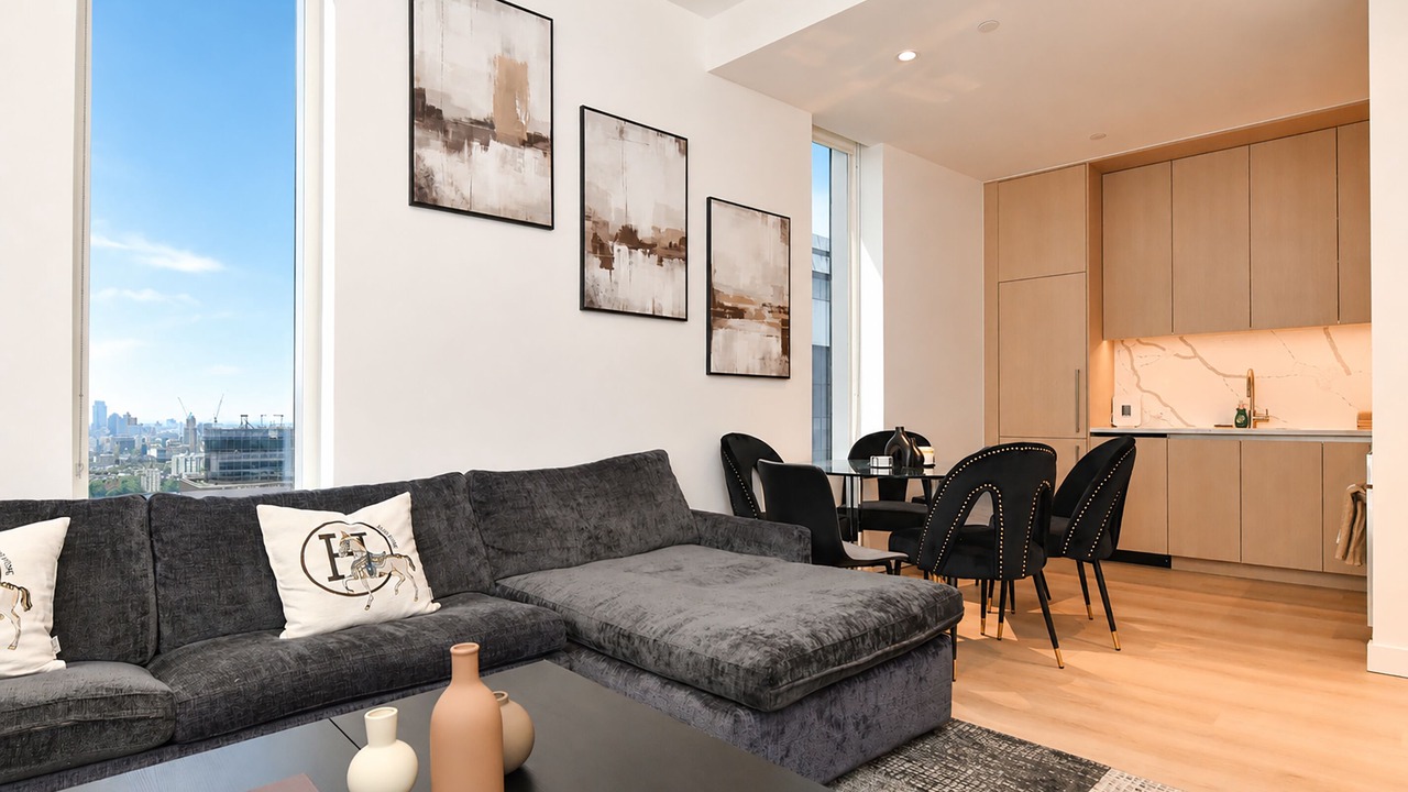 Photo of Livingroom in Financial District