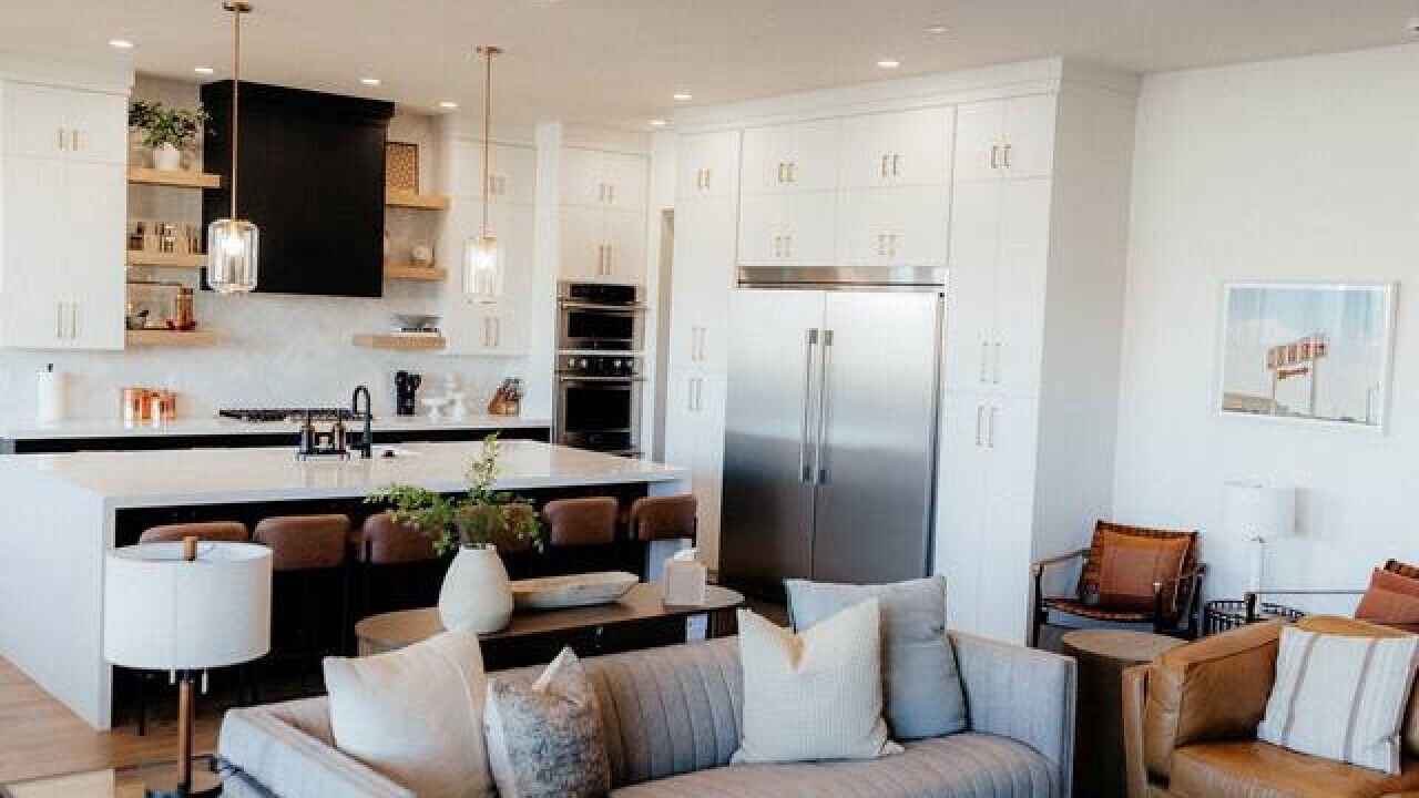 Photo of Livingroom in Hurricane