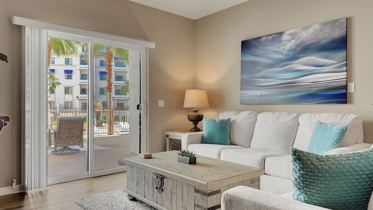 Photo of Livingroom in Ocotillo