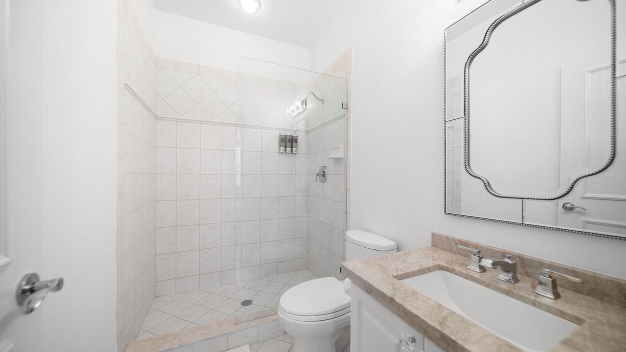 Photo of Others in Tropic Isle