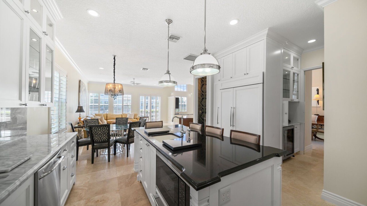 Photo of Others in Tropic Isle