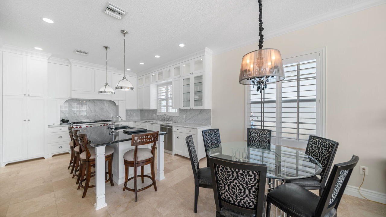 Photo of Others in Tropic Isle