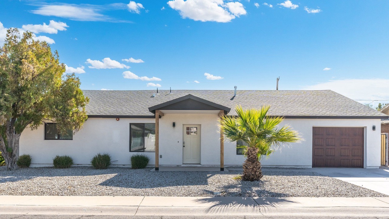 Photo of Outdoor in Cox Heights