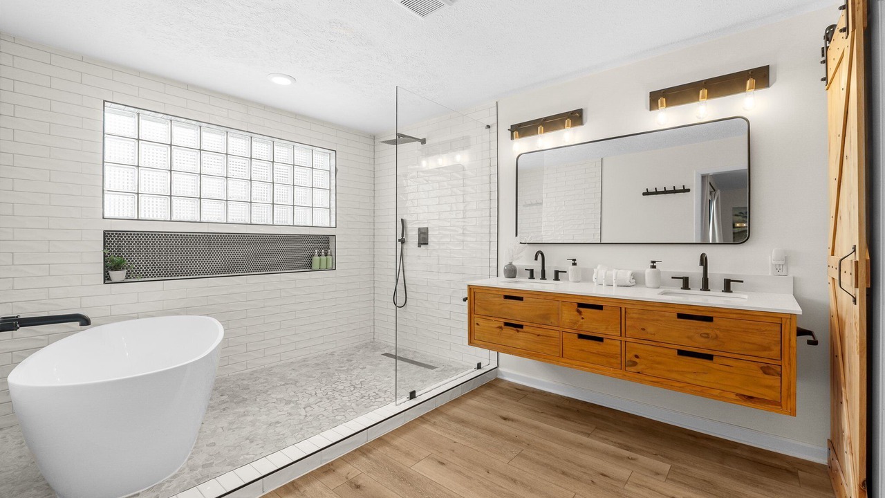 Photo of Bathroom in Kiska Beach