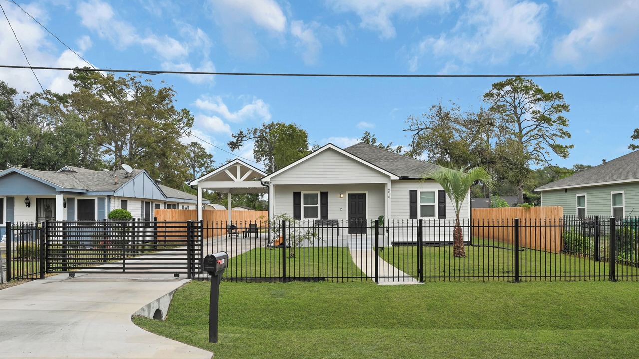 Photo of Outdoor in Northside