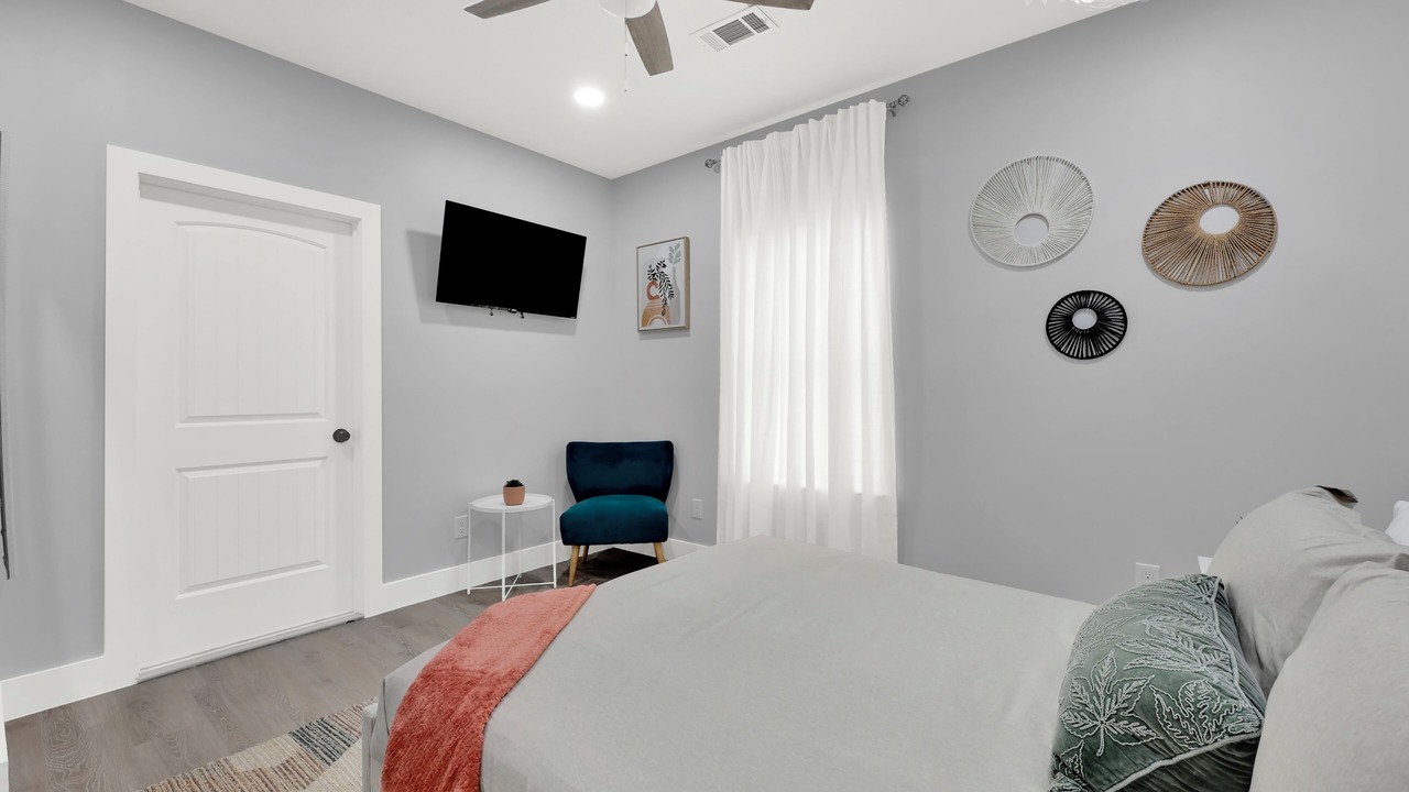 Photo of Bedroom in Northside