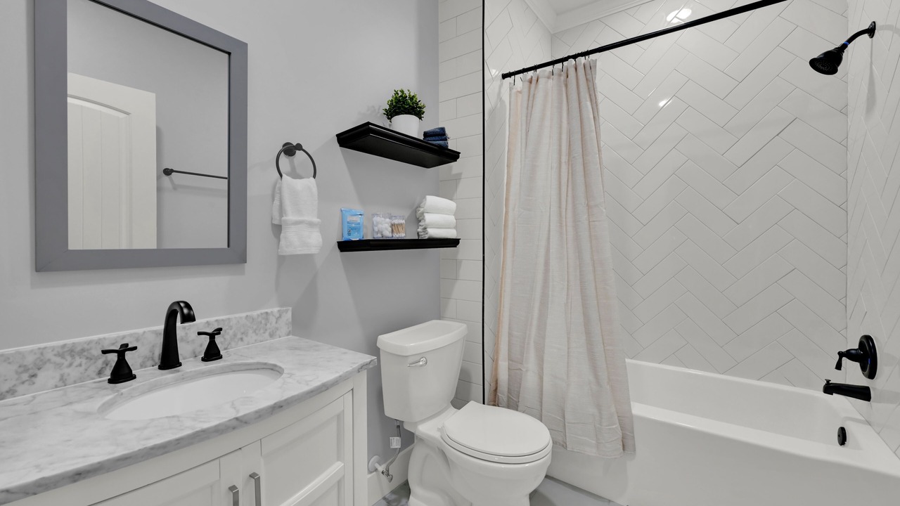Photo of Bathroom in Northside