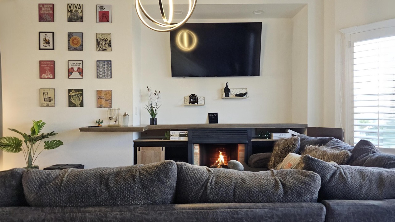Photo of Livingroom in Biggs Field