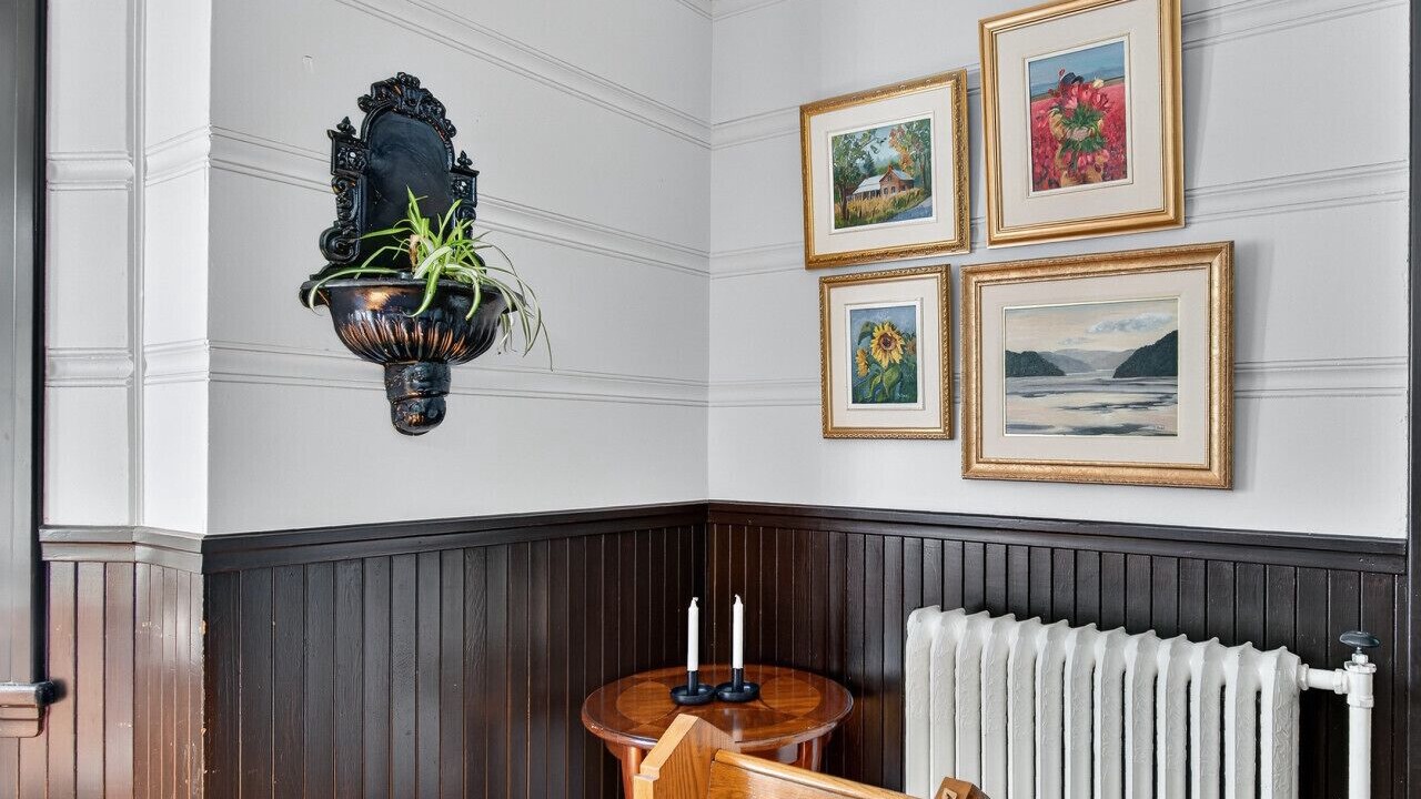 Photo of Livingroom in Saint-Emile-de-Suffolk