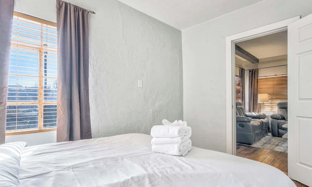 Photo of Bedroom in West Colorado Springs