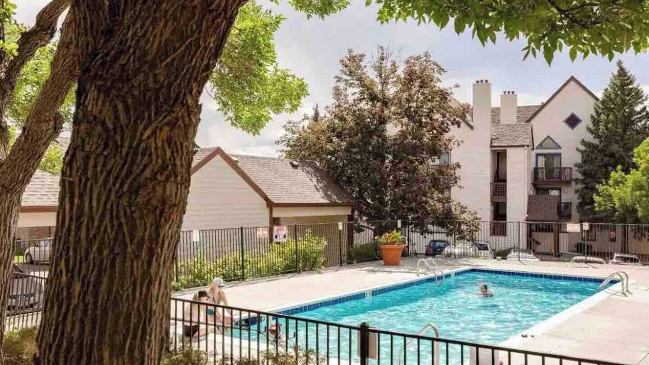 Photo of Outdoor in Englewood