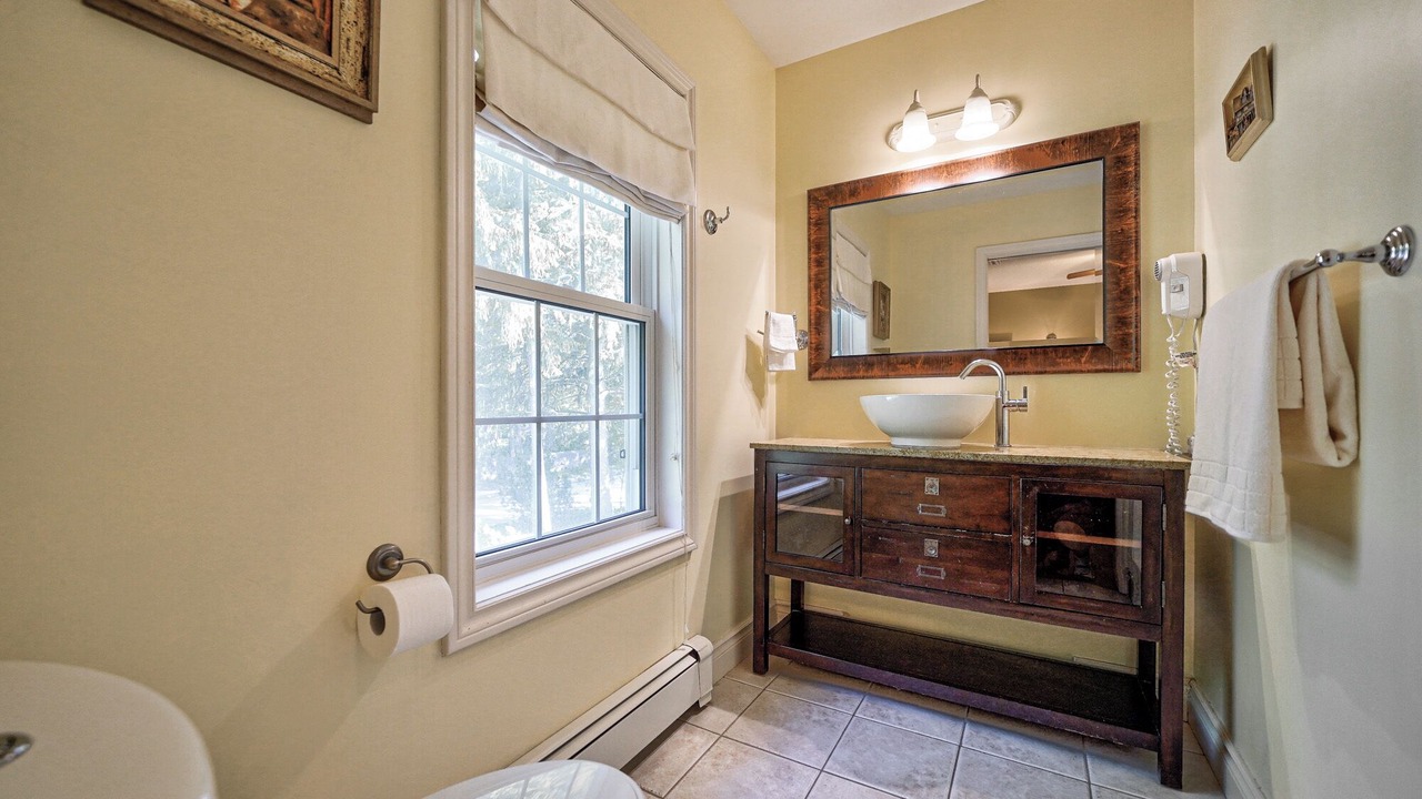 Photo of Bathroom in Niagara-on-the-Lake