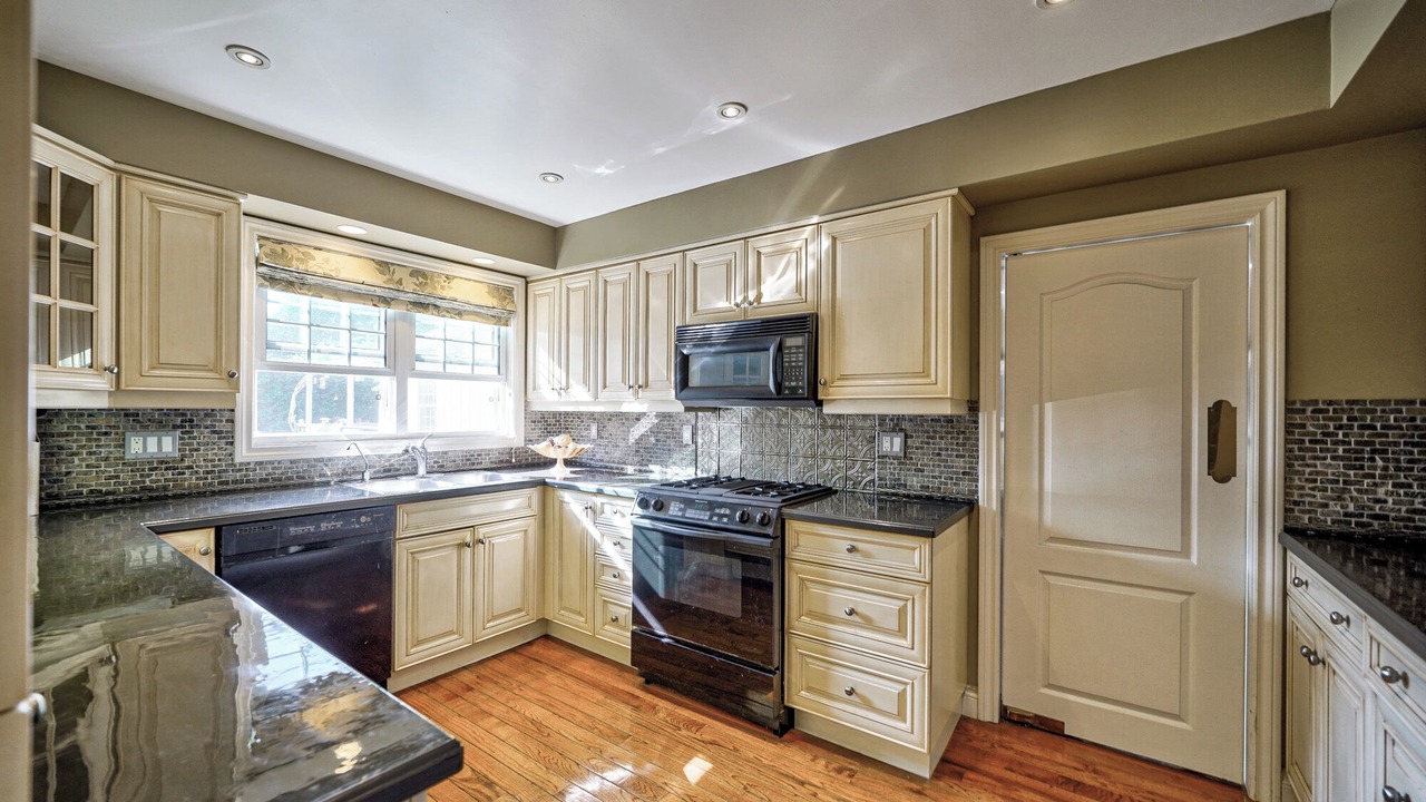 Photo of Kitchen in Niagara-on-the-Lake