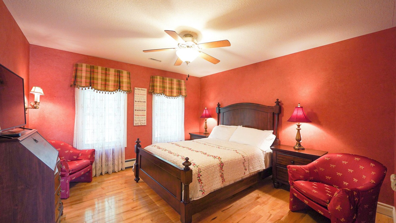 Photo of Bedroom in Niagara-on-the-Lake