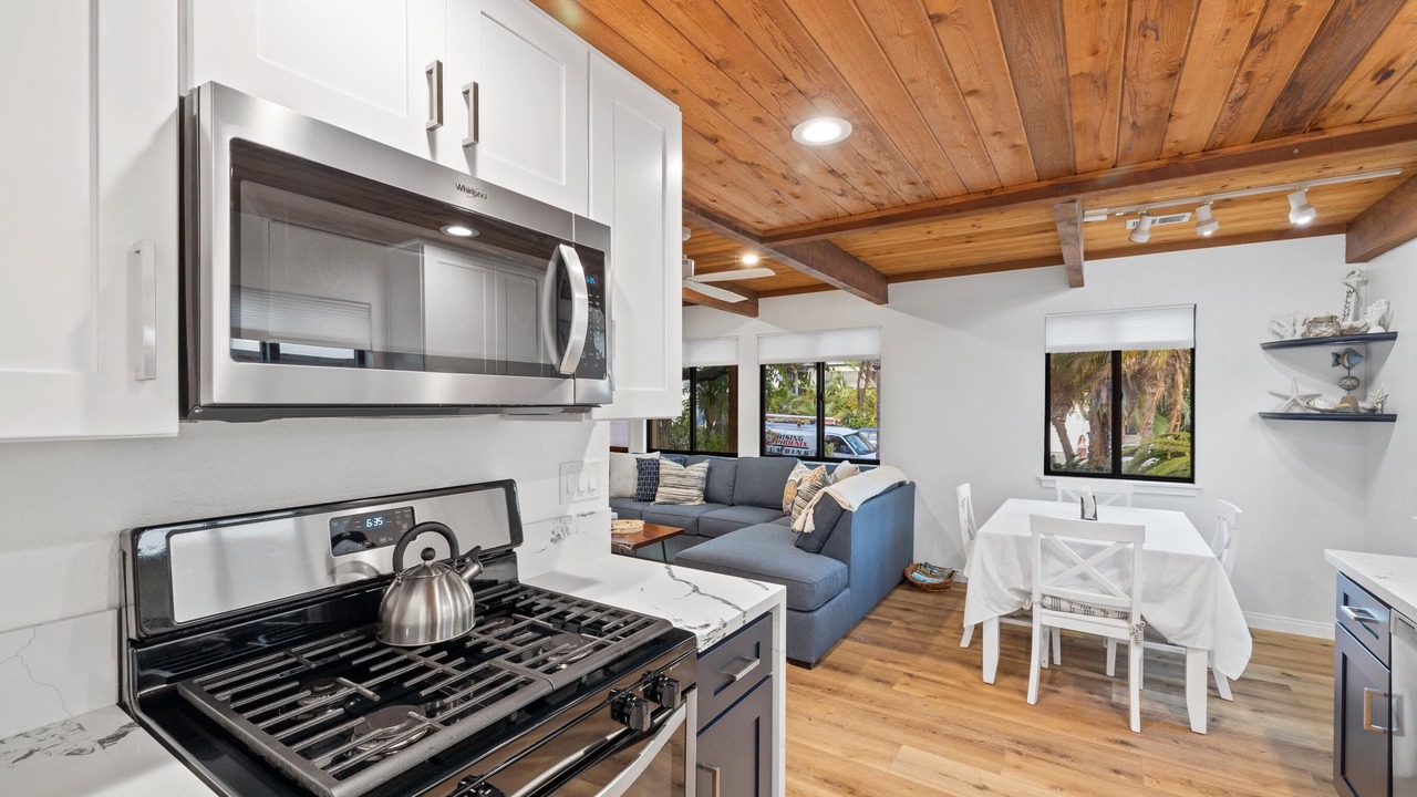 Photo of Kitchen in Lantern District