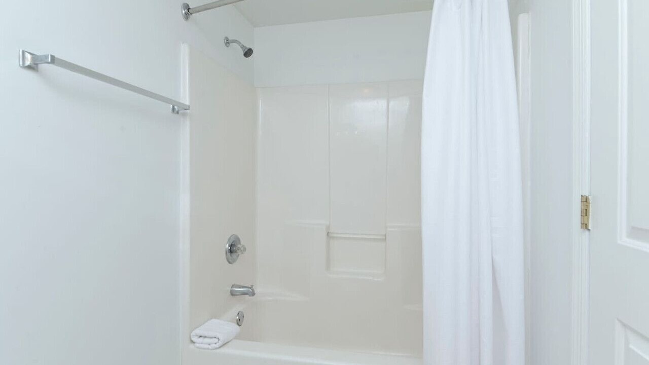 Photo of Bathroom in Earlewood