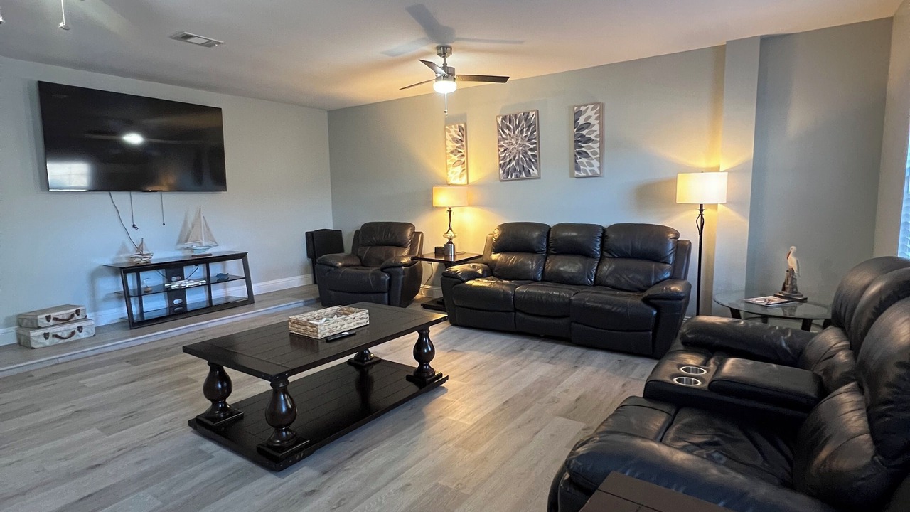 Photo of Livingroom in Southbelt/Ellington