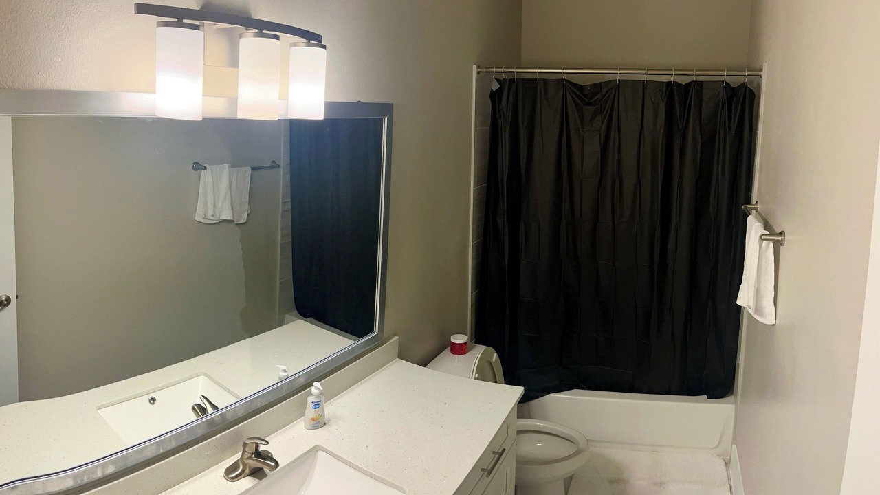 Photo of Bathroom in Spring Branch West