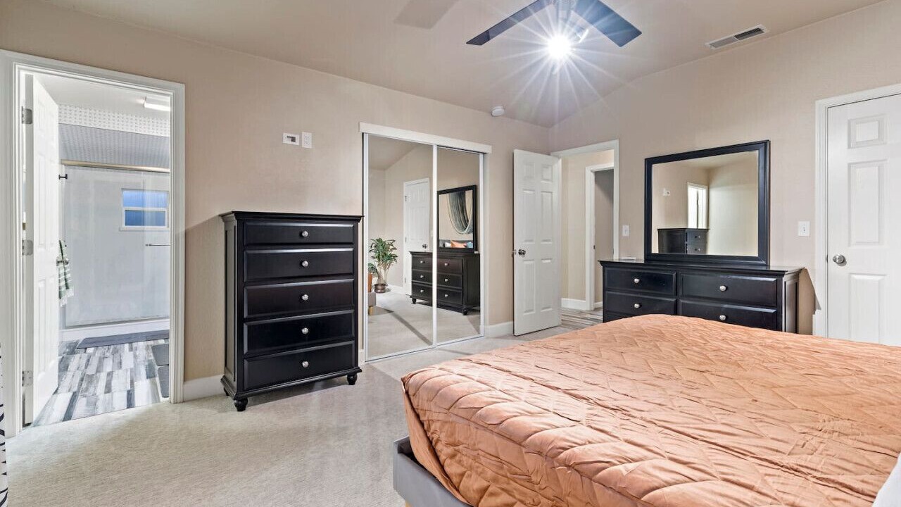 Photo of Bedroom in Citrus Heights