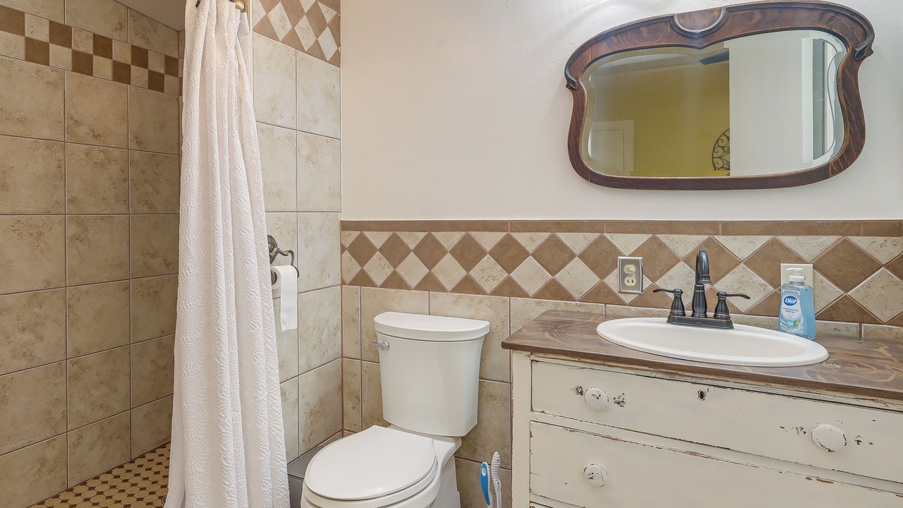 Photo of Bathroom in Roswell