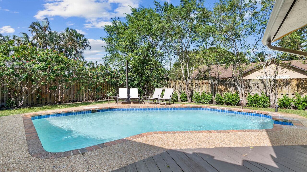 Photo of Outdoor in Tropic Palms
