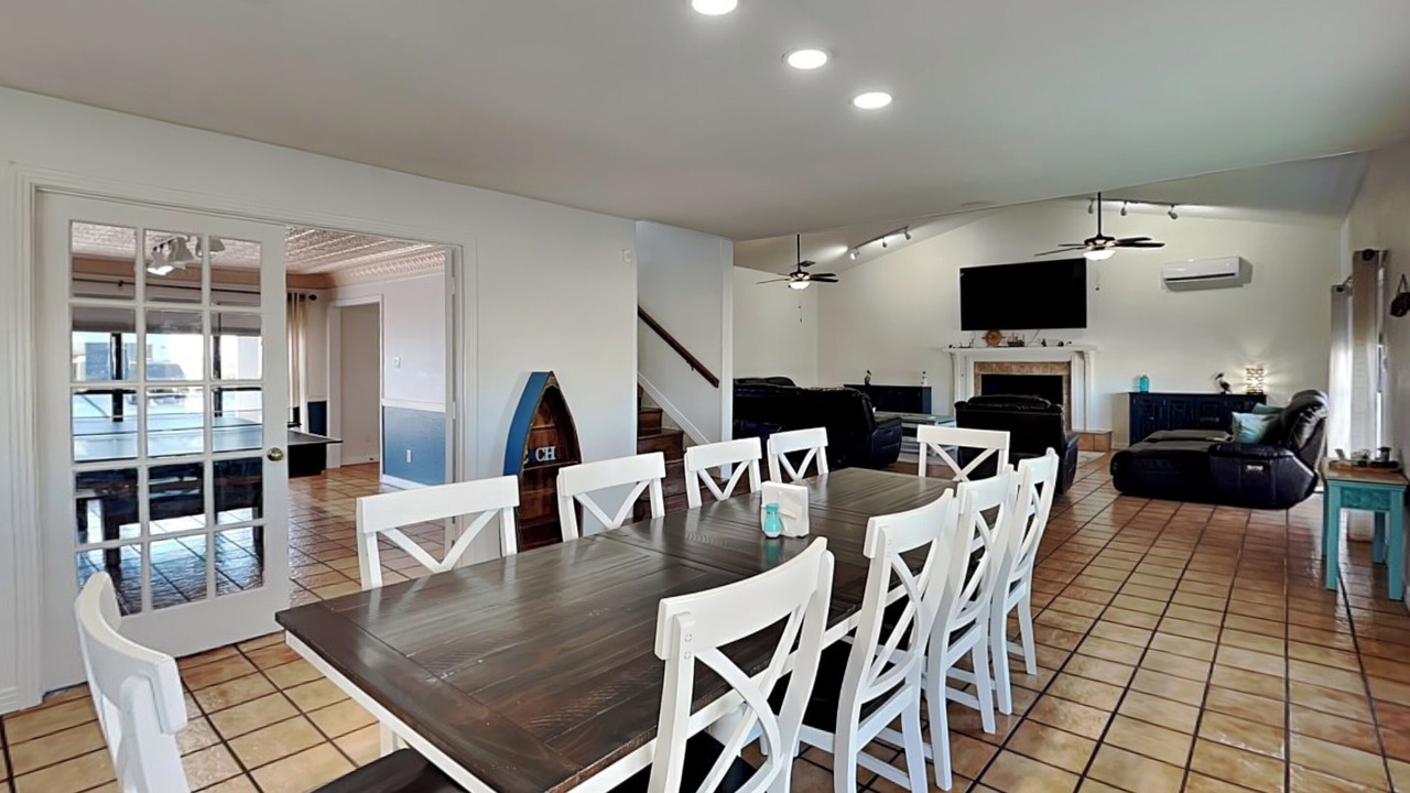 Photo of Others in City-by-the Sea