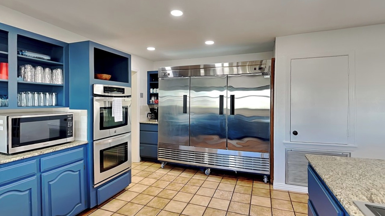 Photo of Others in City-by-the Sea