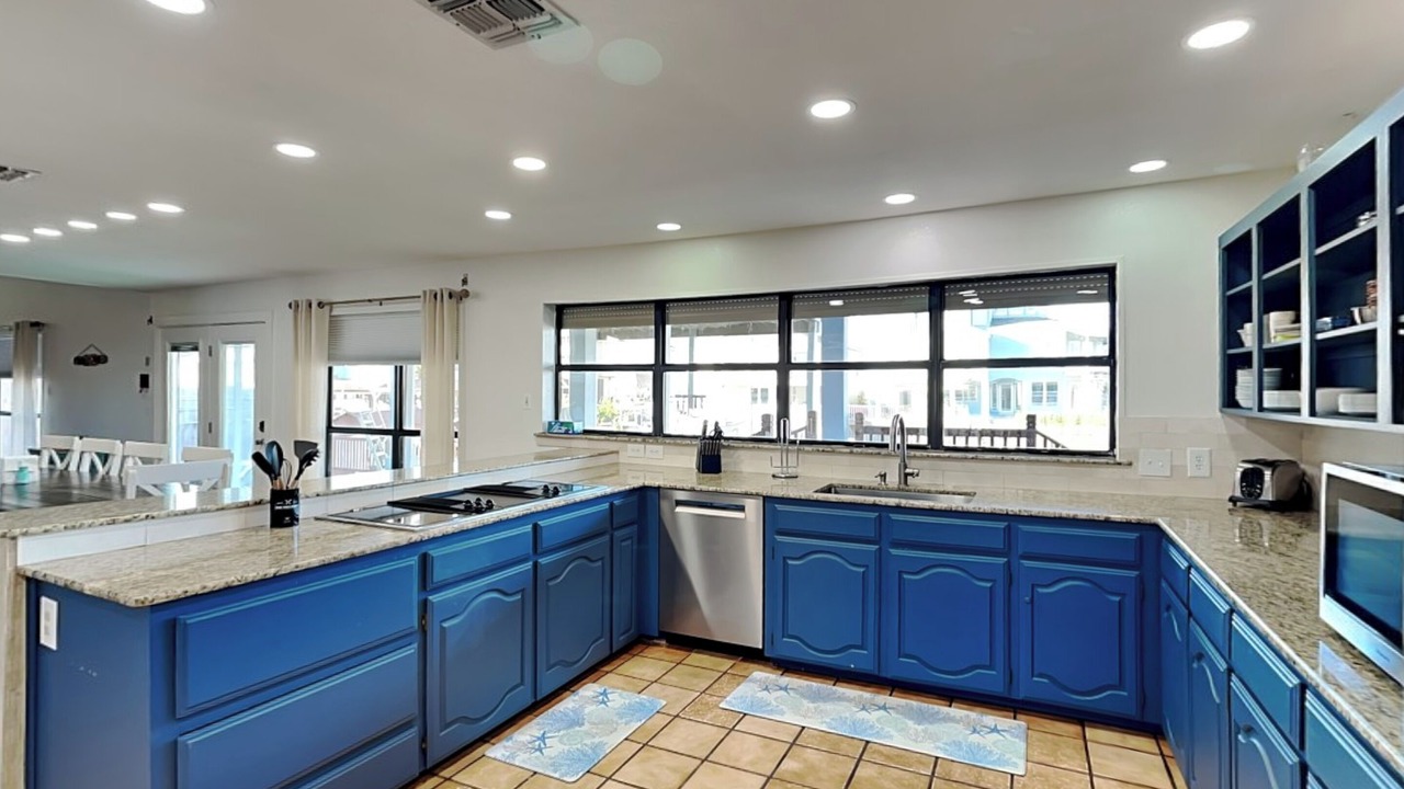 Photo of Others in City-by-the Sea