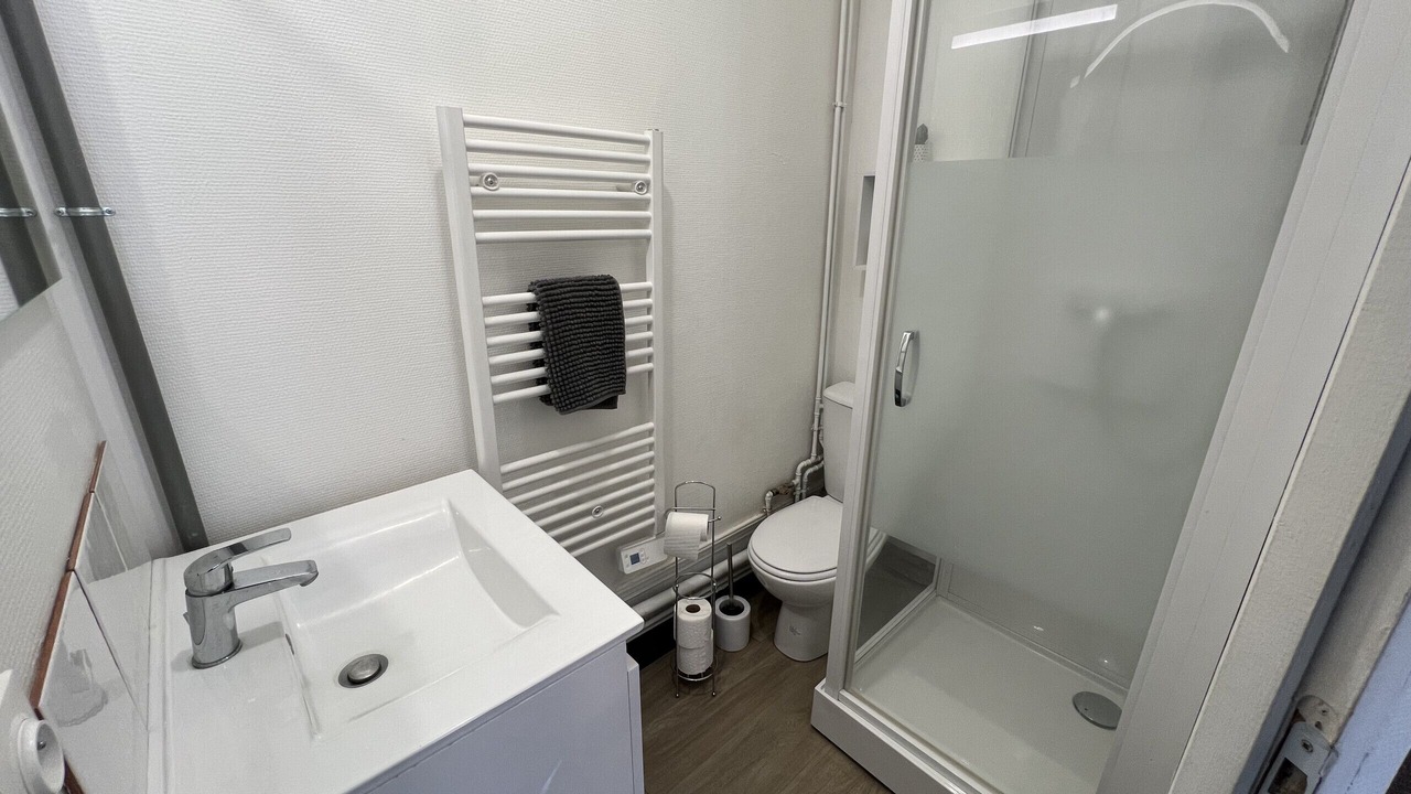 Photo of Bathroom in Henriville