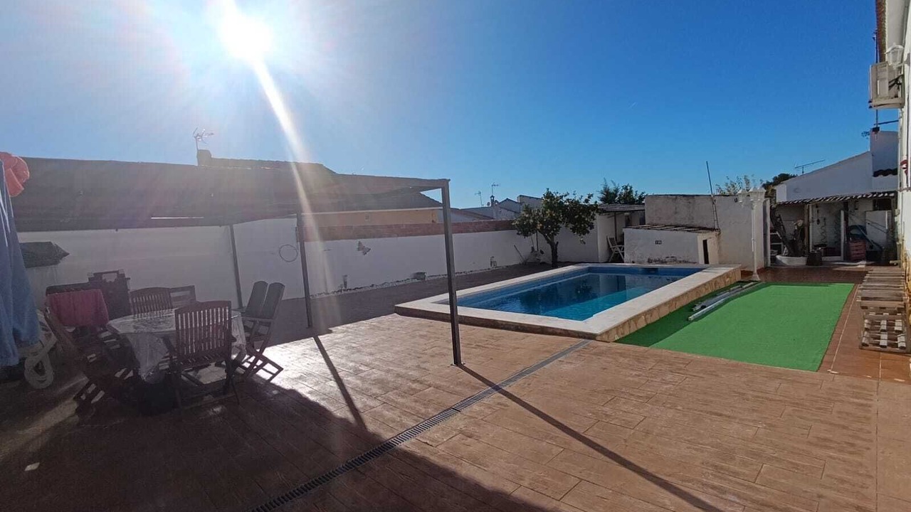 Photo of Outdoor in El Castell de Montornes