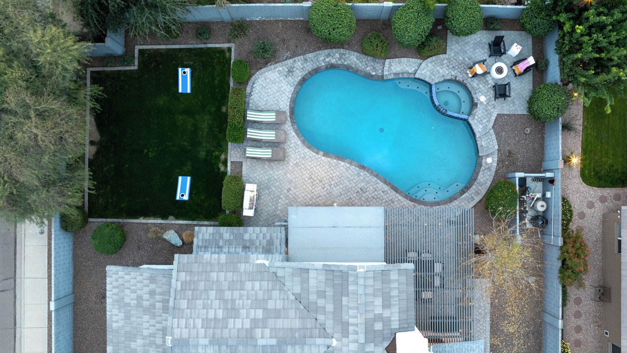 Photo of Outdoor in Paradise Valley Village