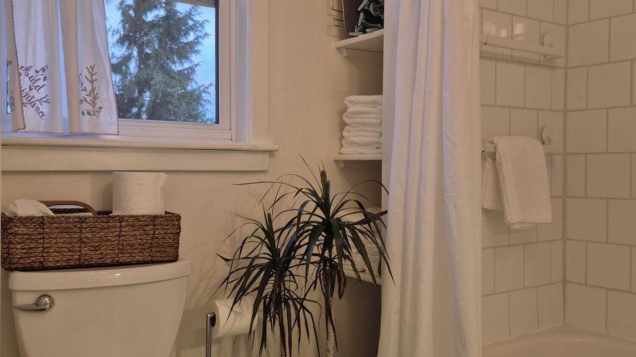 Photo of Bathroom in Port Williams