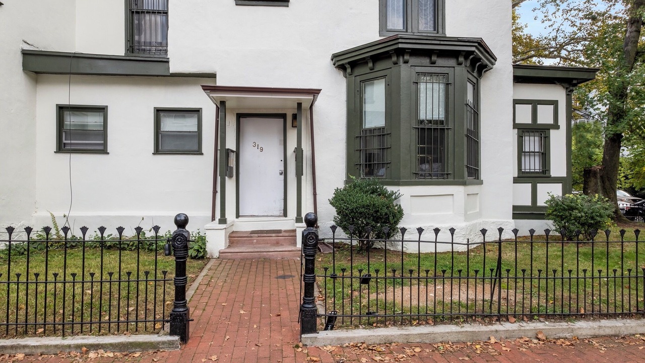 Photo of Others in Powelton Village