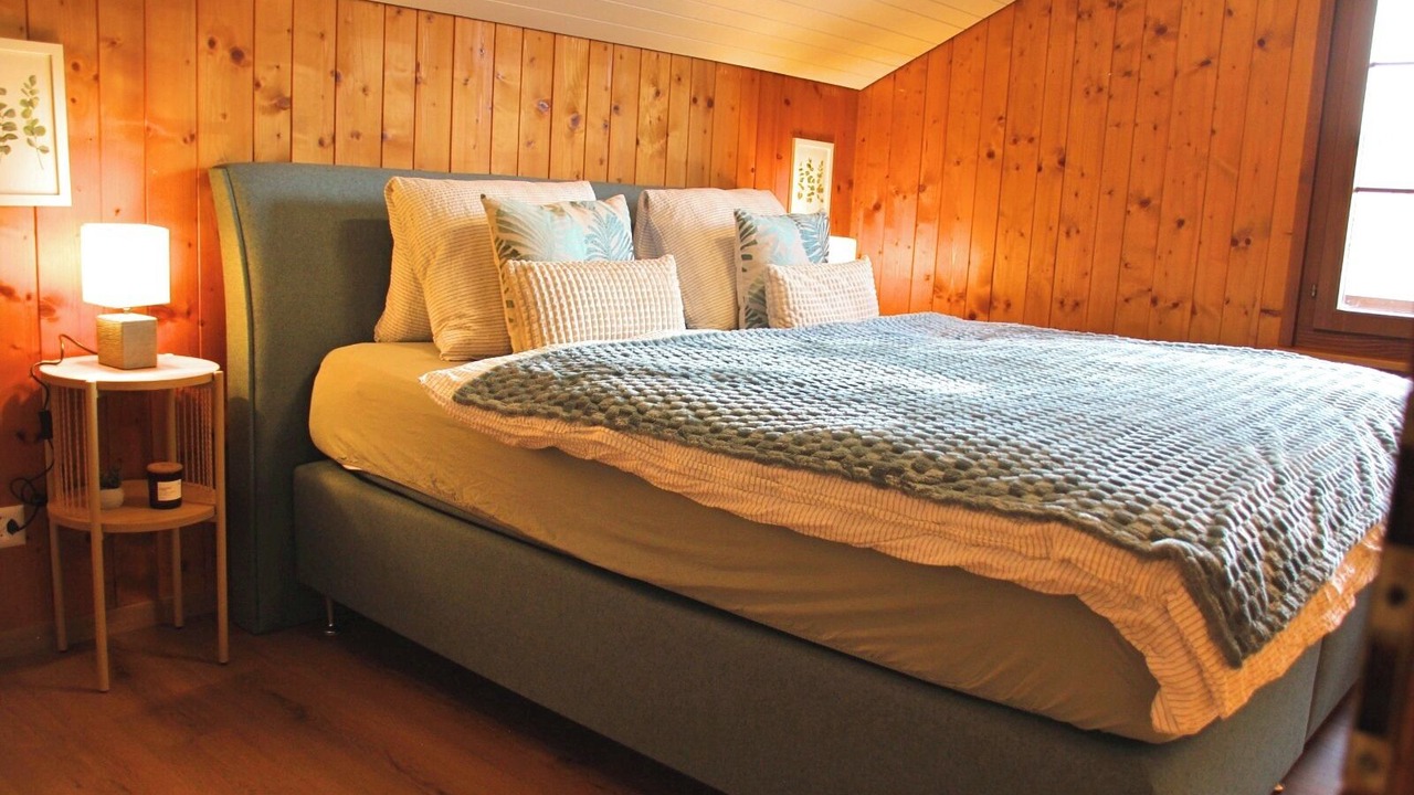Photo of Bedroom in Faulensee